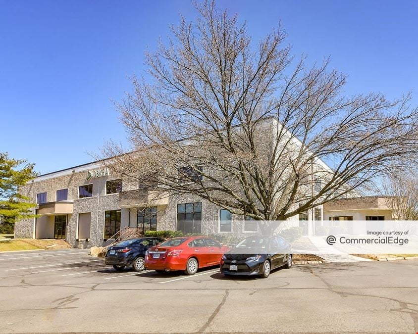 Sterling Park Business Center - 405 Glenn Drive