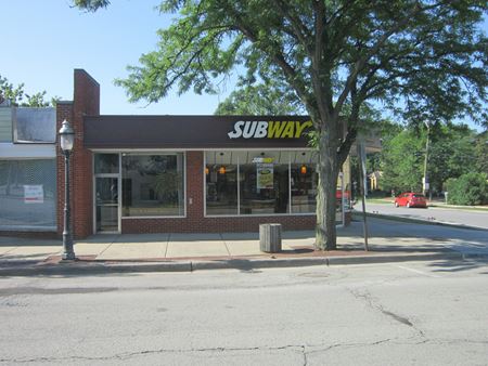 Preview of commercial space at 625 Devon Ave