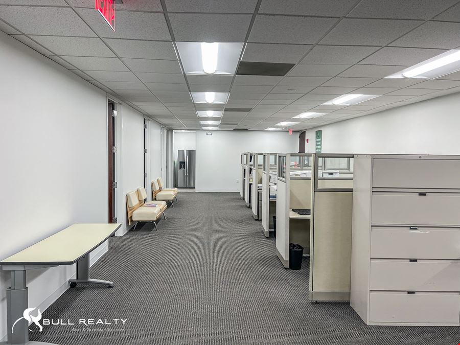 ±2,884 SF Office Space For Sublease