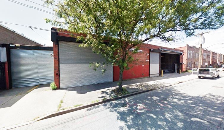 Preview of Industrial space for Rent at 800 Snediker Avenue