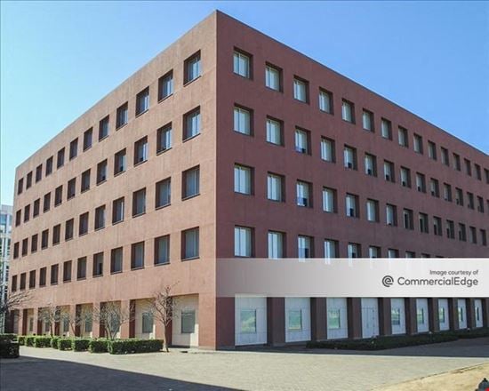 Preview of Office space for Rent at 2 Campus Circle
