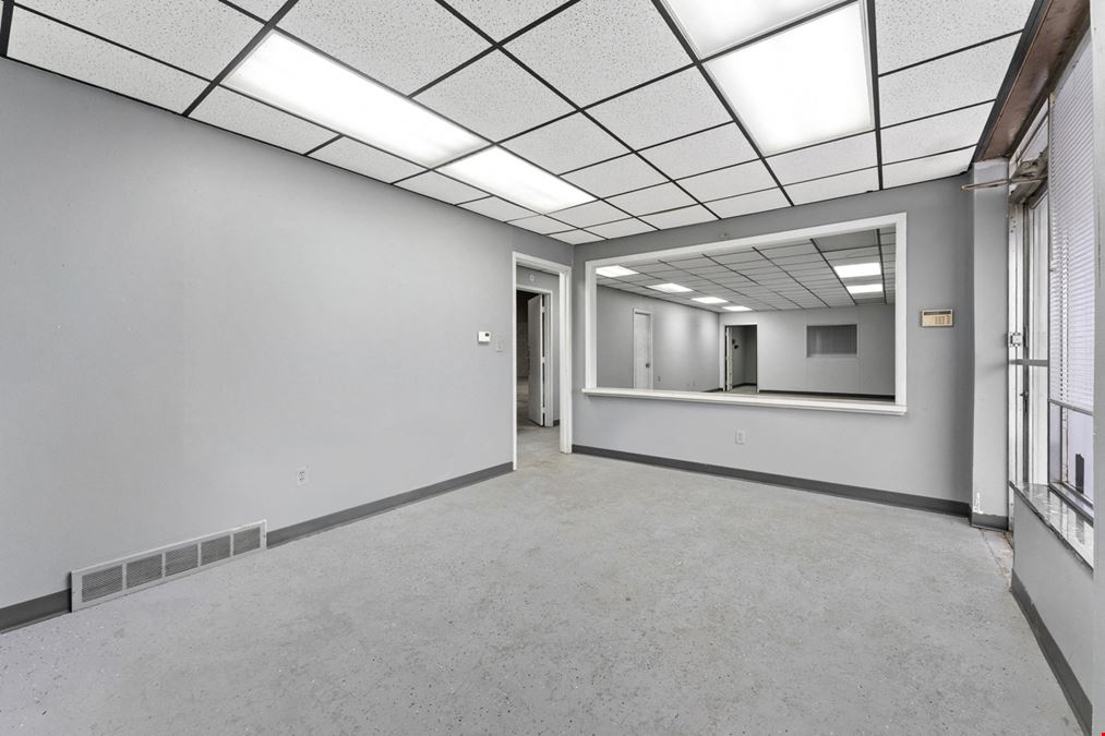 1158 South Expressway Drive