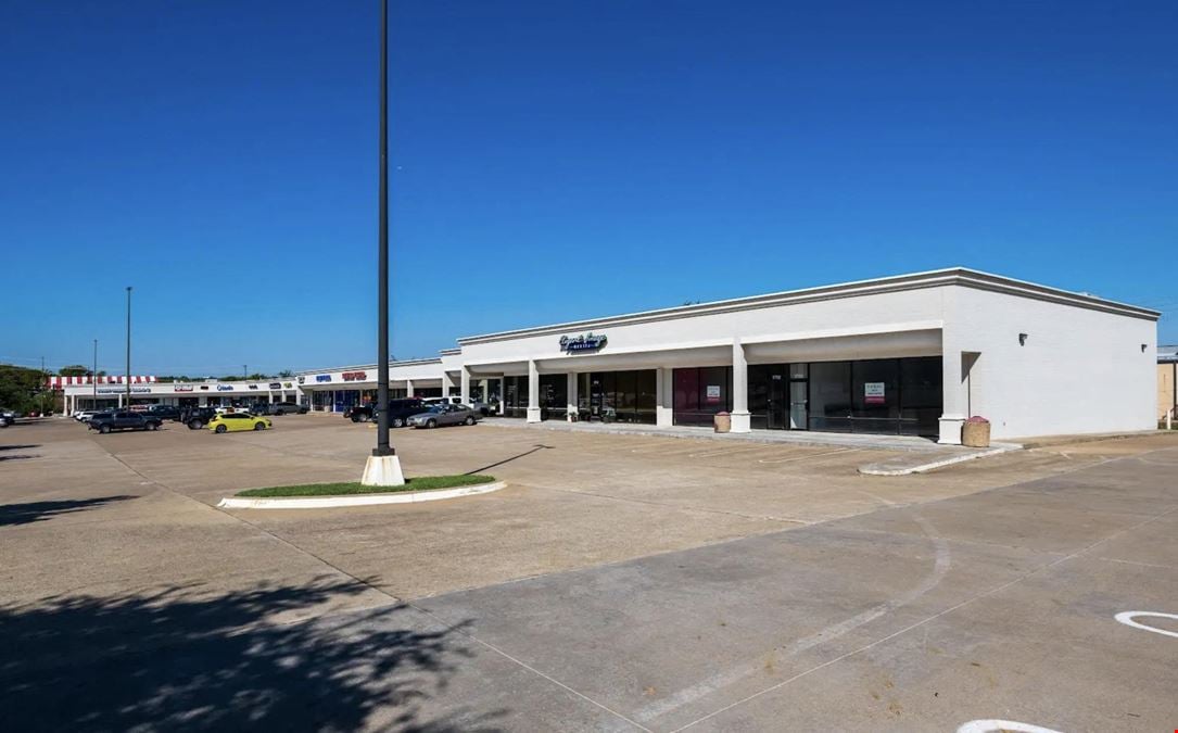 Shops at Ridgmar