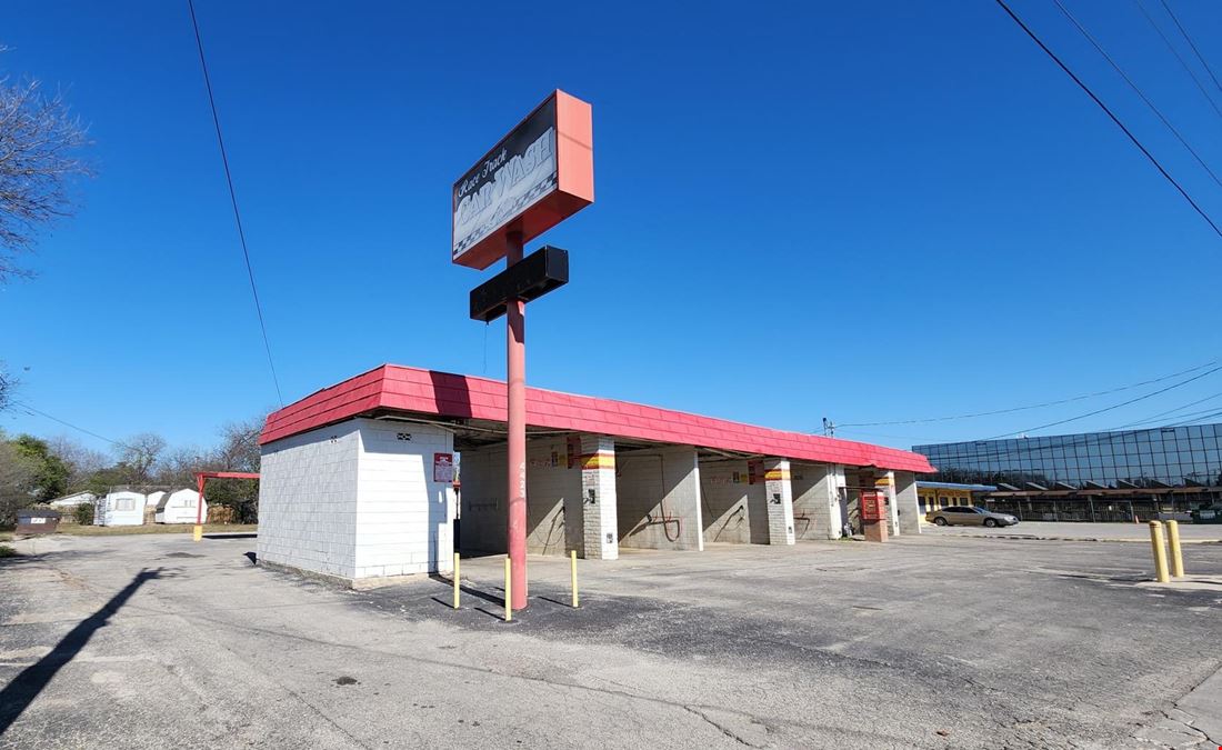 4423 E Houston | San Antonio, TX 78220