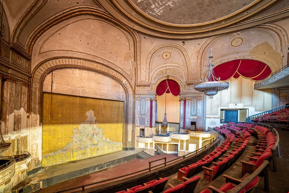 The Loew's State Theater