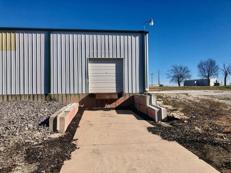 3379 N Farm Road 209