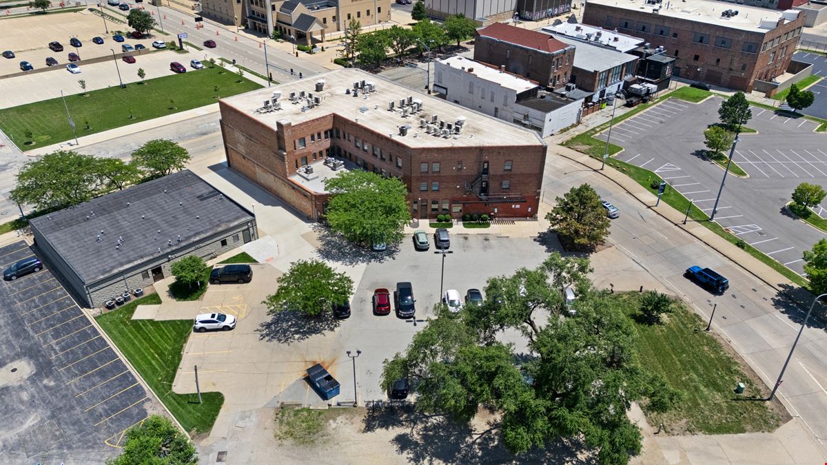 Marquette Place Apartments