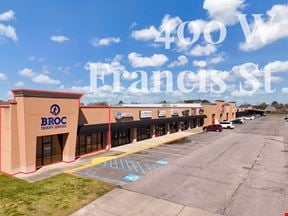 Medical Office in the Oaks Shopping Center