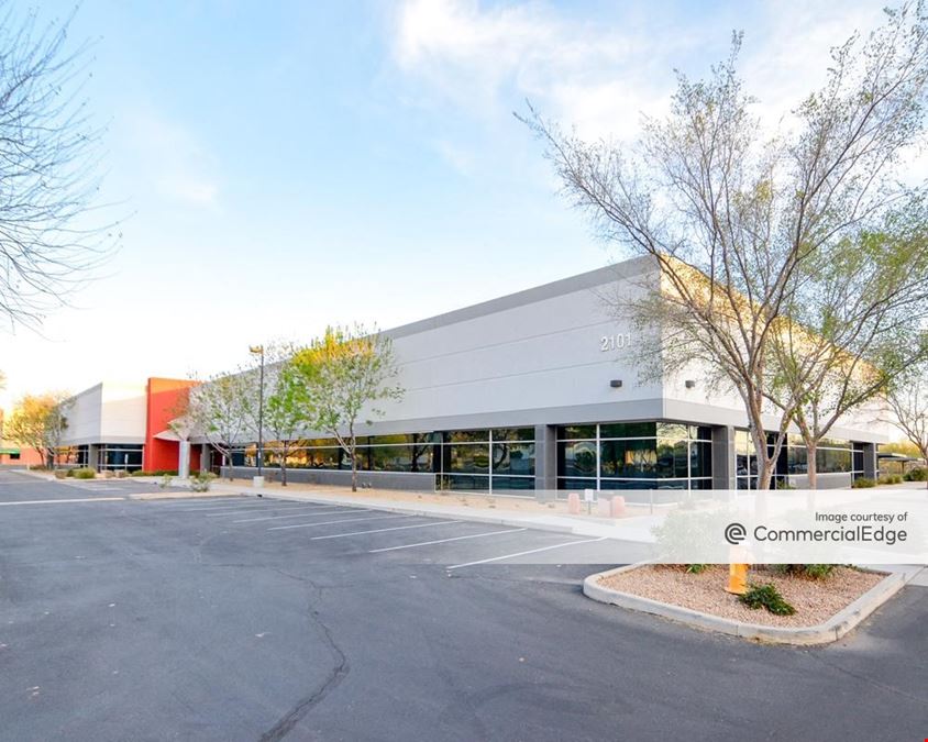 Black Canyon Commerce Park