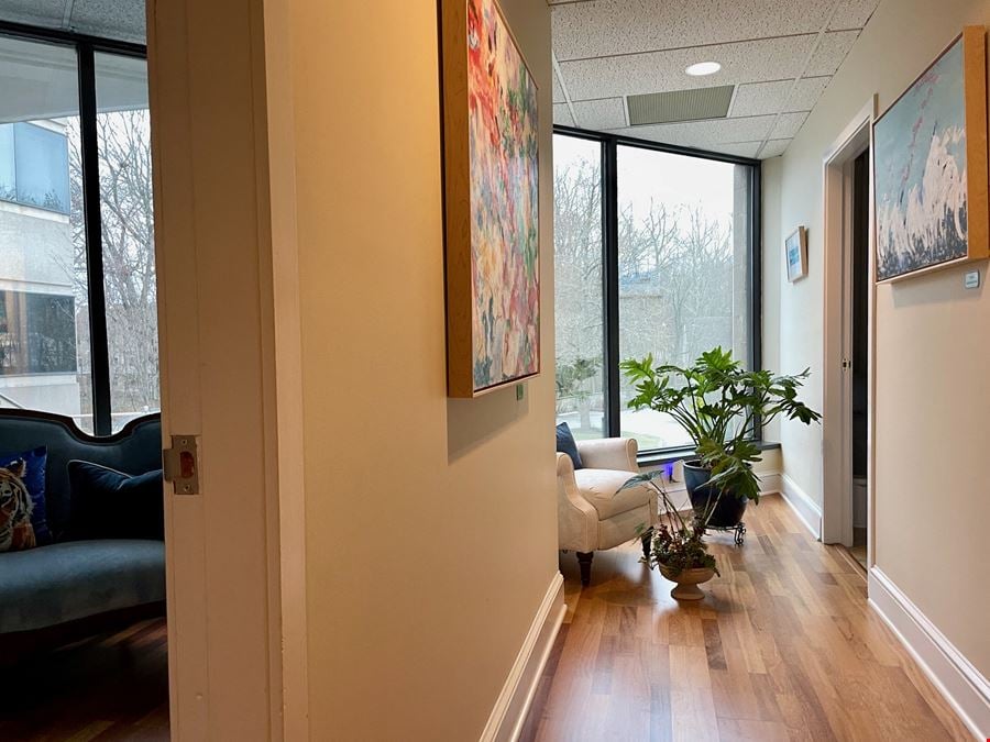 90 Grove St Ste 105