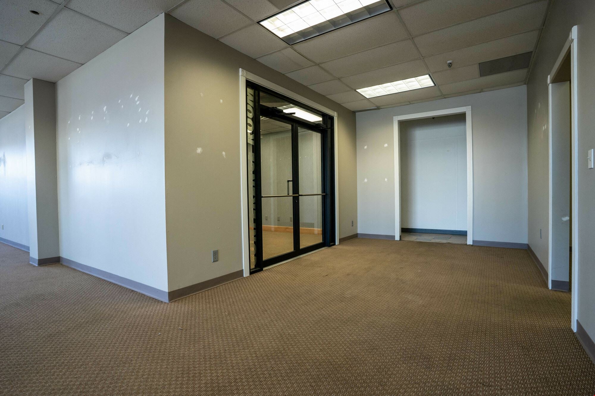 1925 Bedford Avenue - Paseo Industrial