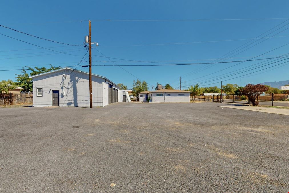 North Valley Contractors Yard with Warehouse