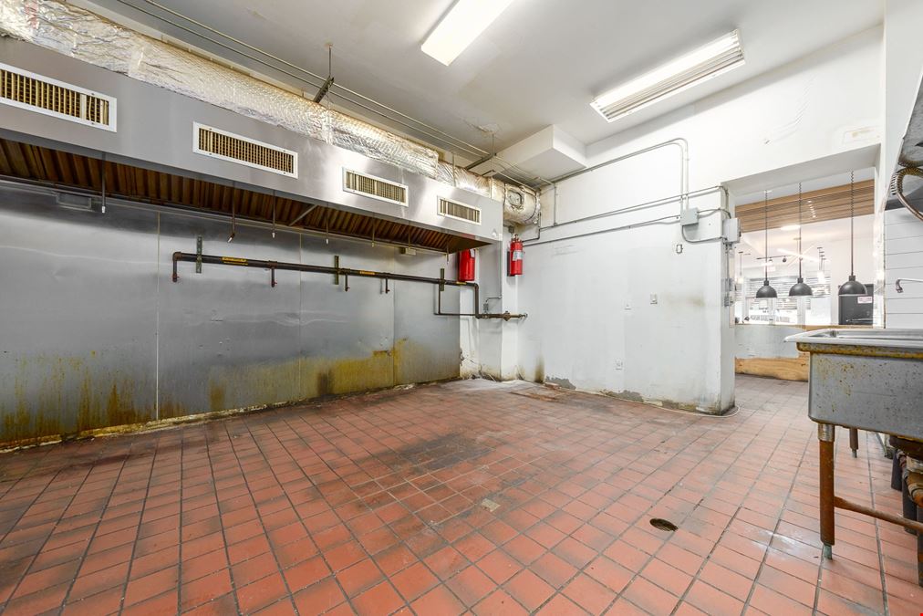 1,500 SF | 410 Utica Avenue | Vented Former Restaurant with Full Basement for Lease