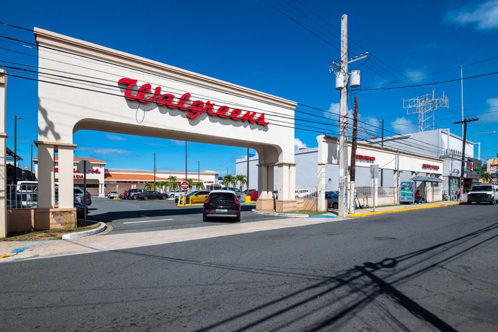 Walgreens Store #667 in San Juan