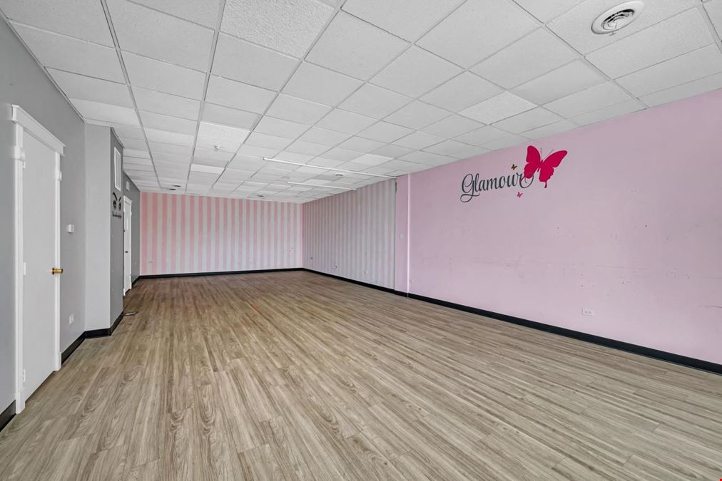 2357 Plainfield Rd, 1st floor, Crest Hill, IL