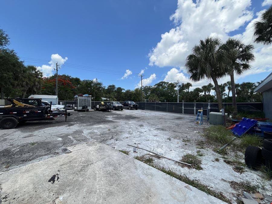 4685 North Tamiami Trail