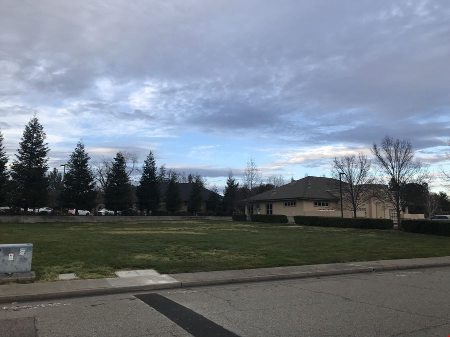 Hemsted & Knollcrest Lots