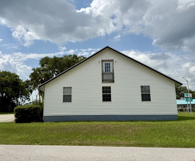 2,246sf Office + Vacant Lot Hwy 441
