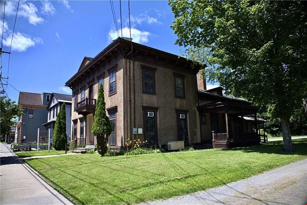 72 Main St