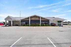 COMING SOON (Live Mon 6/22) - 4000 Fort Campbell Blvd - For Lease