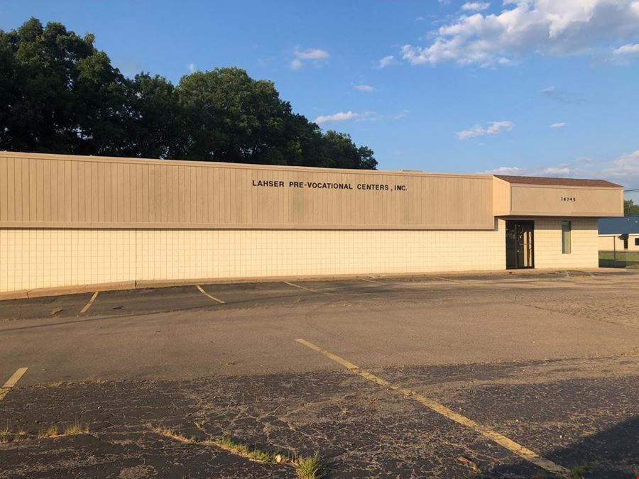 16745 Dixie Highway