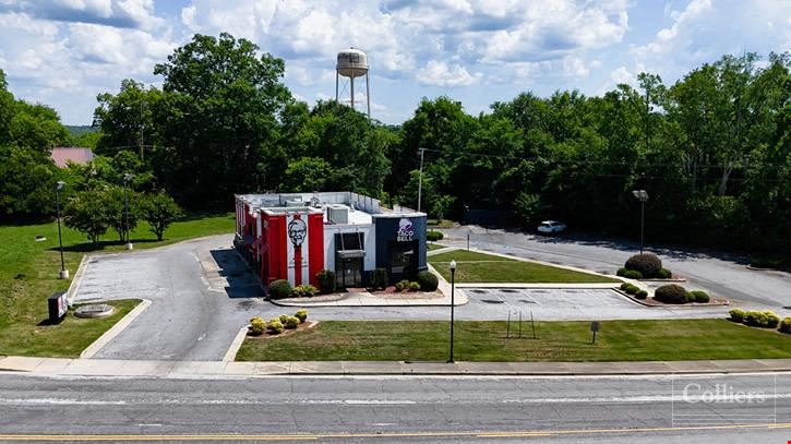 ±3,383-SF Freestanding Restaurant Building with Excellent Visibility
