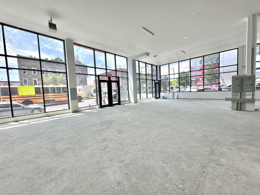 Newly Built 6000 SF CORNER RETAIL SPACE