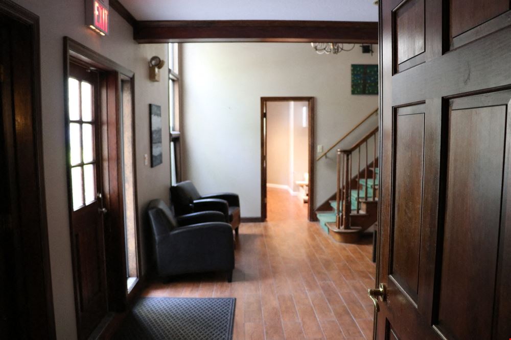 Sugar Creek Medical & Professional Center