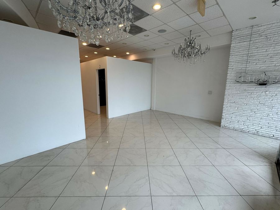 15149 Ventura Blvd