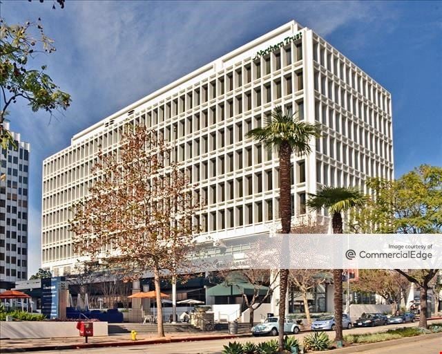 Corporate Center Pasadena - Building 201