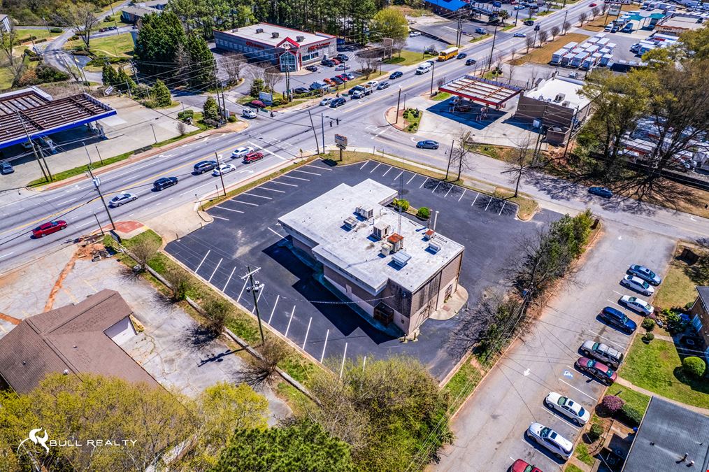 Freestanding Retail Building on Candler Road | ± 6,000 SF