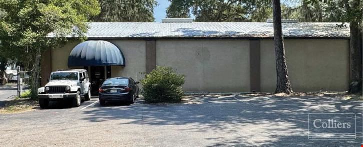 ±2,343 to ±7,127 SF Flex Space Located off William Hilton Parkway