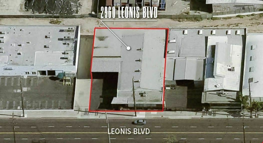 2960 Leonis Blvd