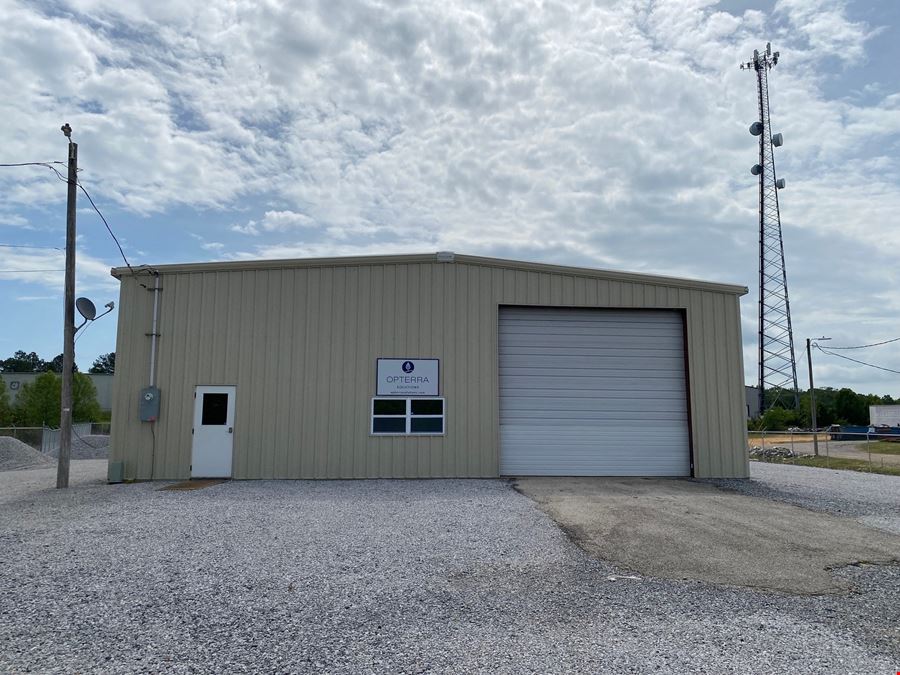 5K Shop with 2 acre gravel laydown drop yard