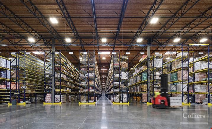 Northeast Portland Class A Cross-Dock | ±153,007 SF with 12,732 SF of Quality Office Space