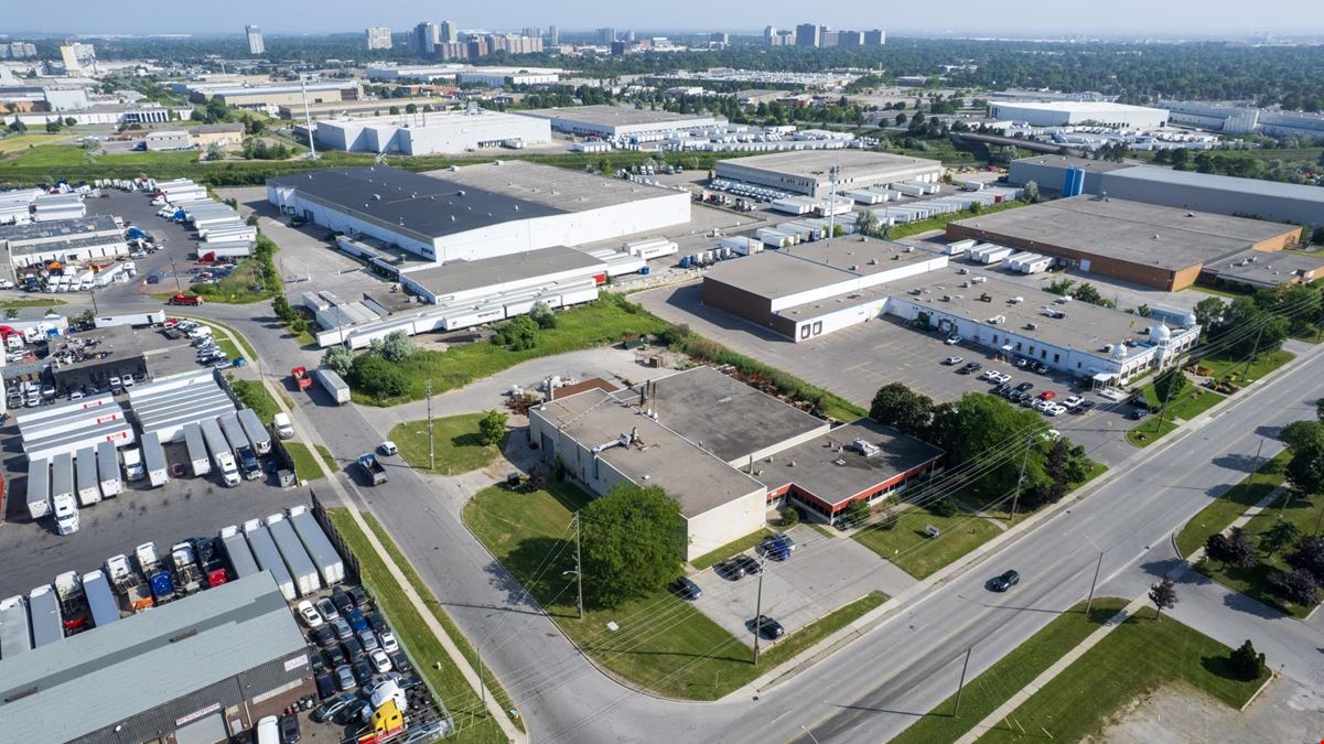 1 Blair Drive, Brampton, ON L6T 2H4