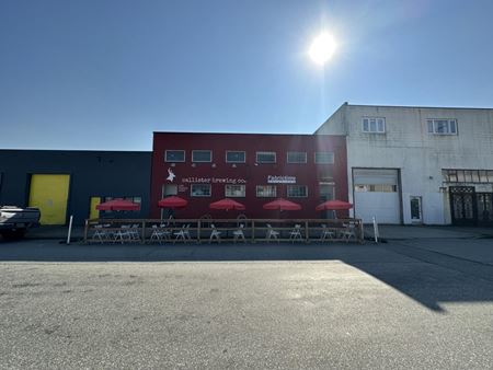 Preview of commercial space at 1338 Franklin Street