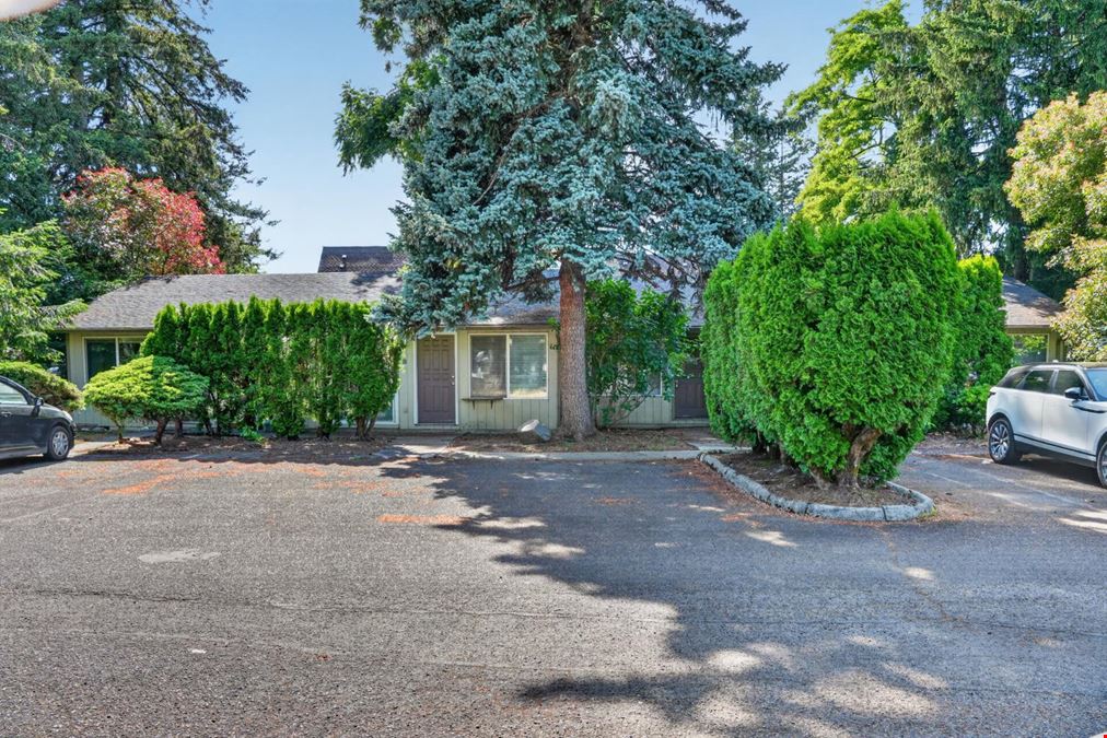 Eastwood Estates - 19109-19123 SE Yamhill St