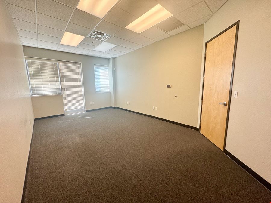 16815 S Desert Foothills Pkwy, Ste 121