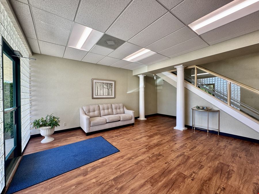 169 Hartnell Ave