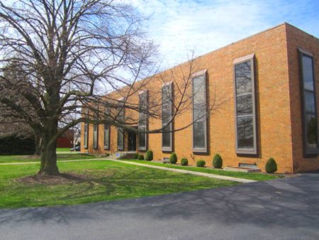 Preview of Office space for Rent at 5330 Heatherdowns Blvd.
