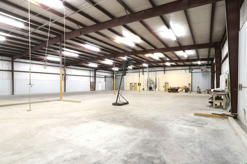 121 Holt Indutrial Circle