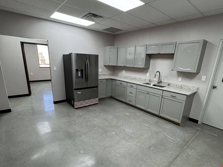 New Build 11,600 SF Office/Warehouse