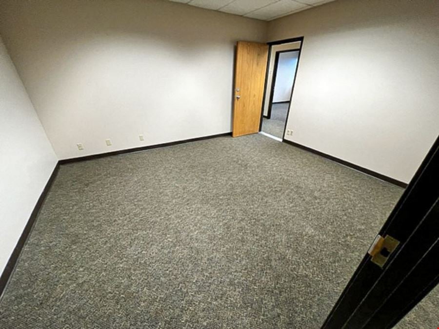 5309 SF Suite 335 Professional Office Spaces in Colorado