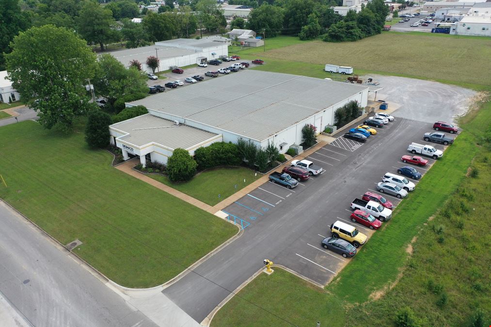 1011 Cedar Lake Rd SE