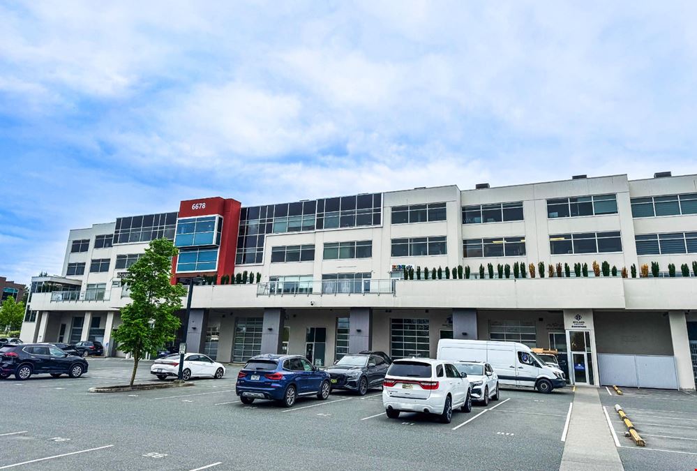Hyland Square