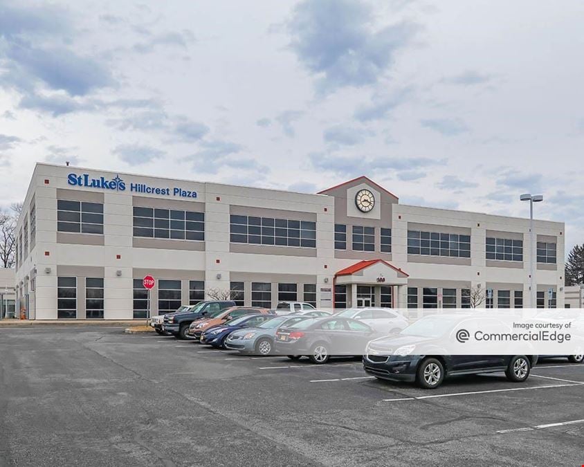 Hillcrest Plaza
