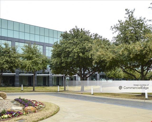 Corporate Center at the Crossing