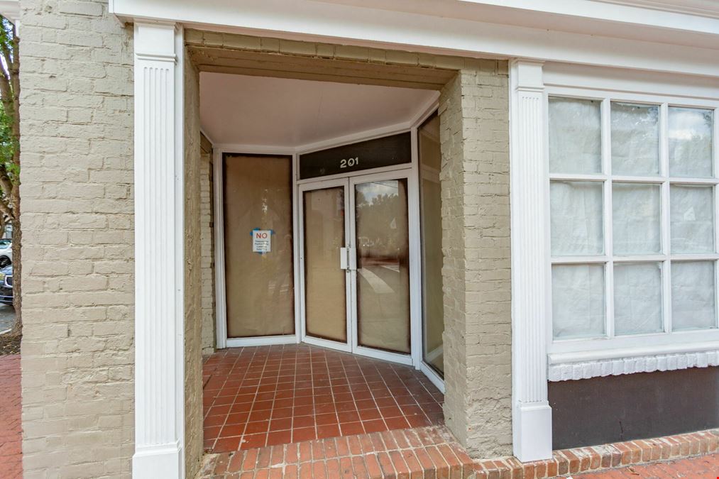 201 William St