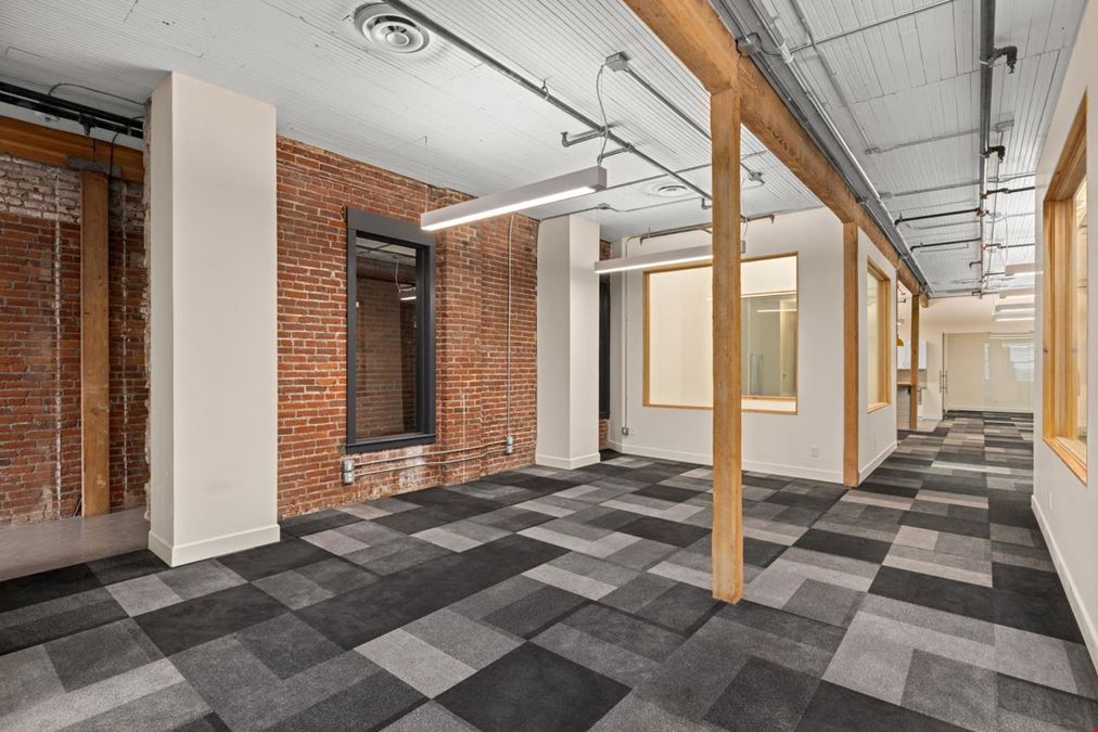 The Loft at 827 SW 2nd Ave